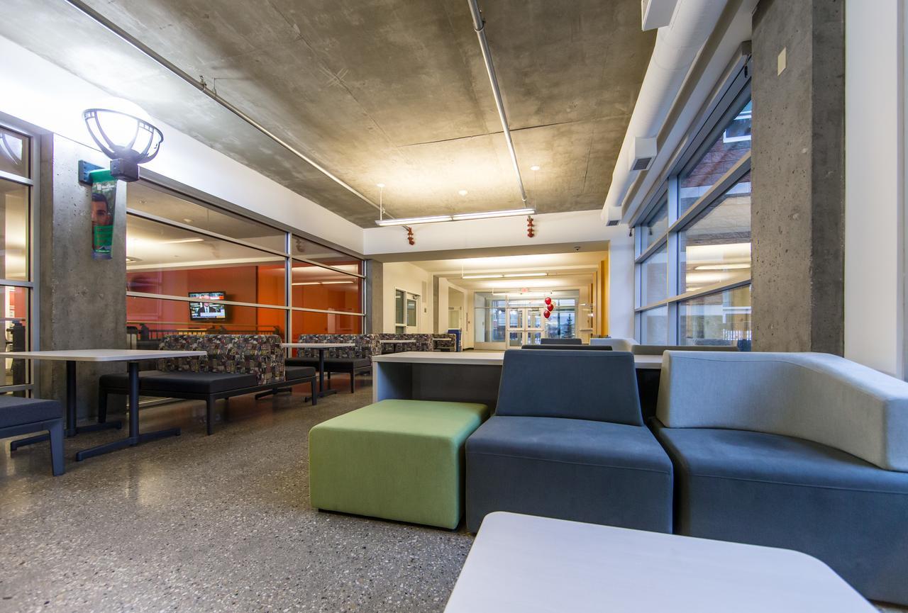 Macewan University Residence Edmonton Exterior photo