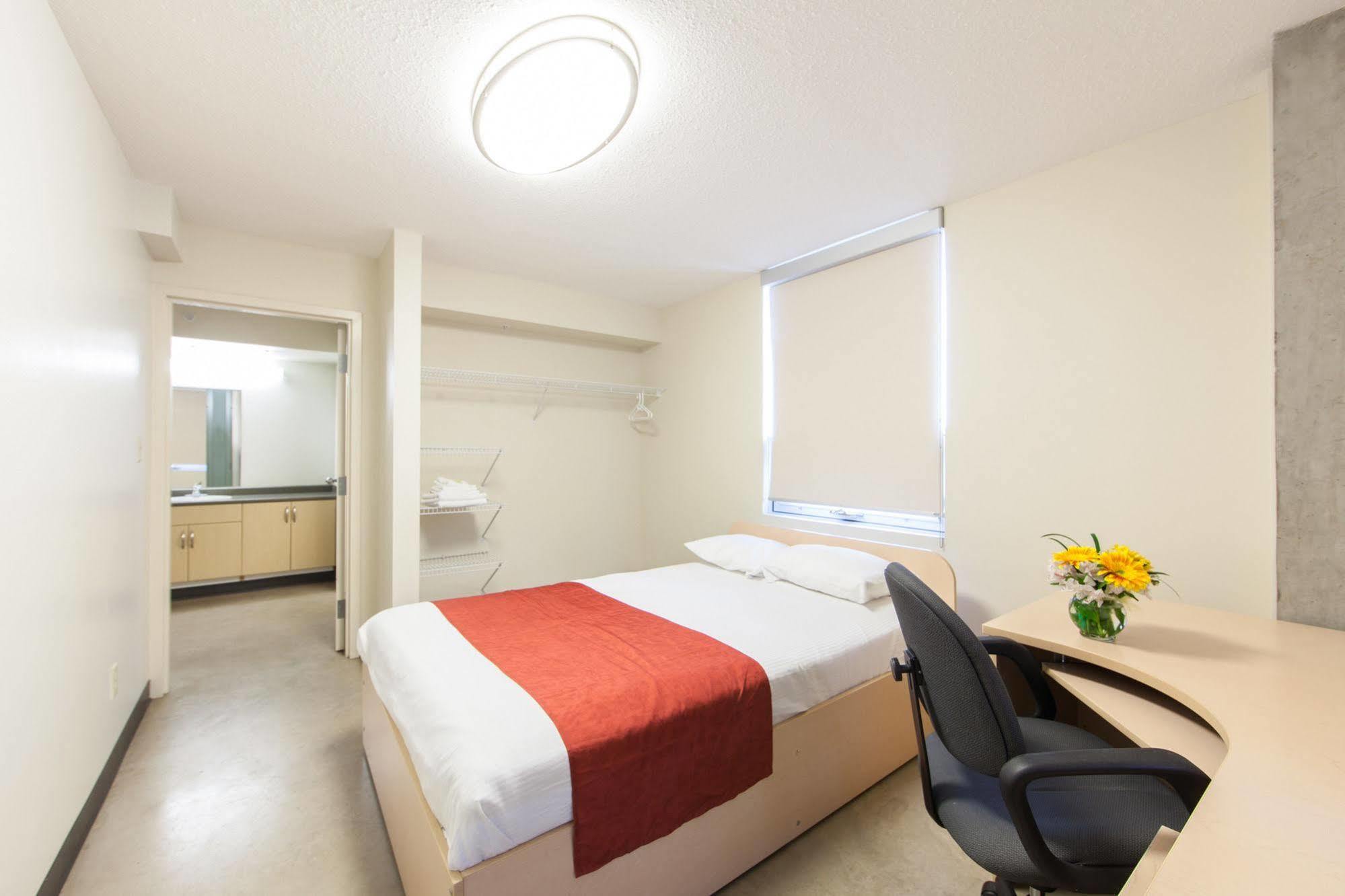 Macewan University Residence Edmonton Exterior photo