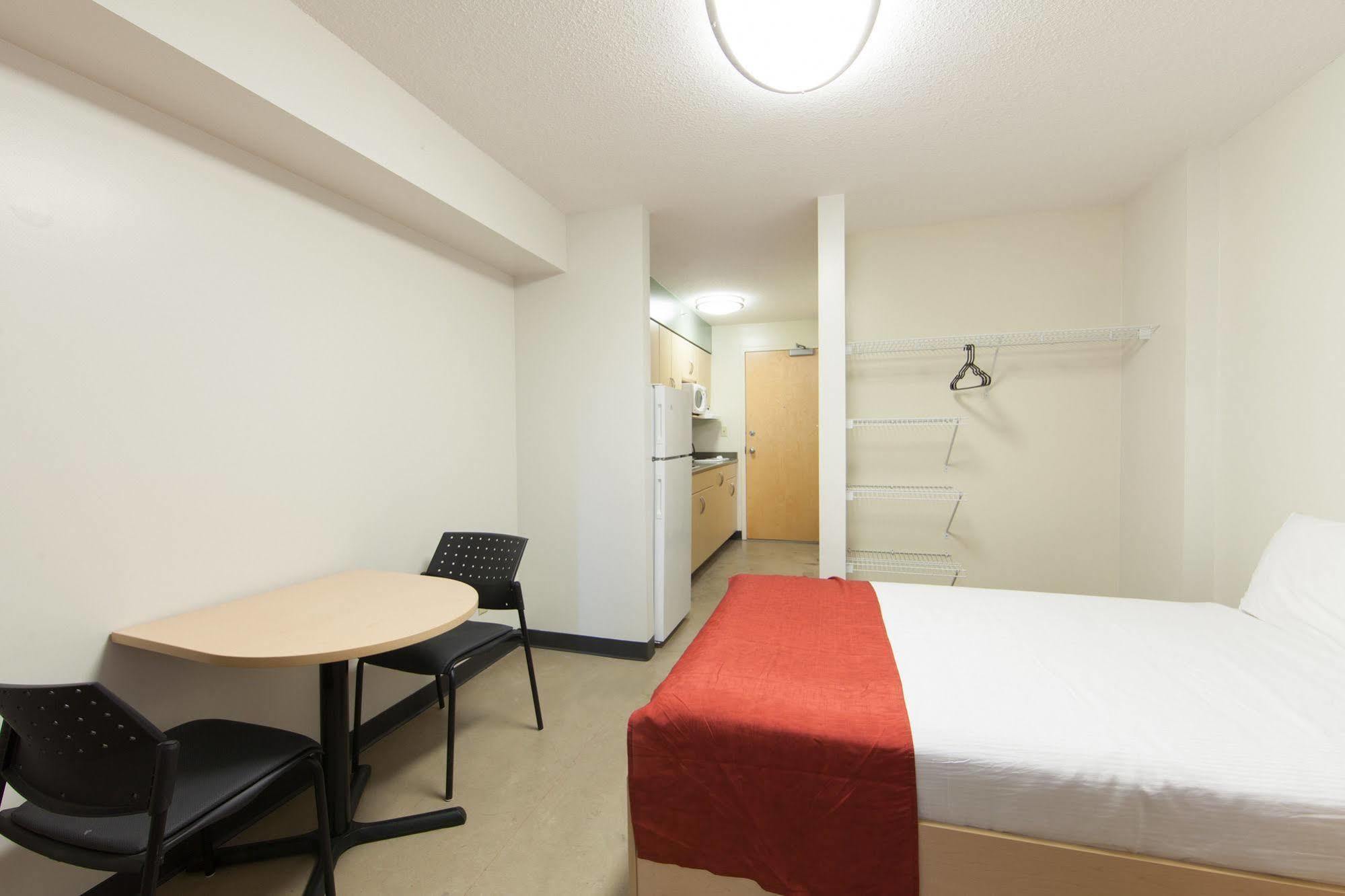 Macewan University Residence Edmonton Exterior photo